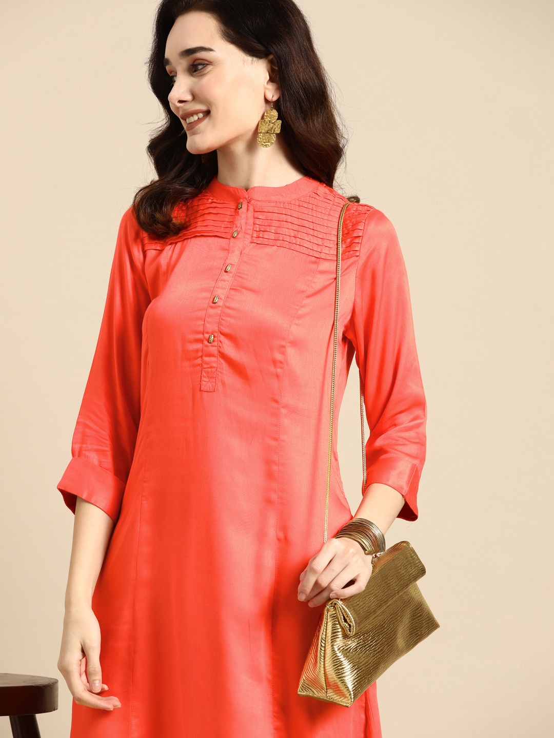 

Sangria Women Red Kurta With Stripe Detail