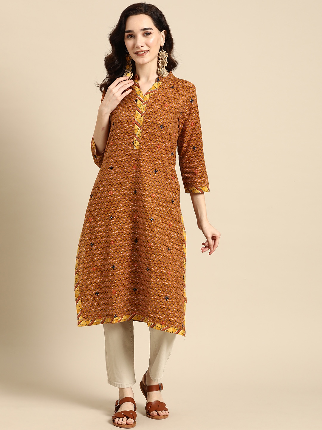 

Sangria Women Mustard Yellow Ethnic Motifs Printed Thread Work Kurta