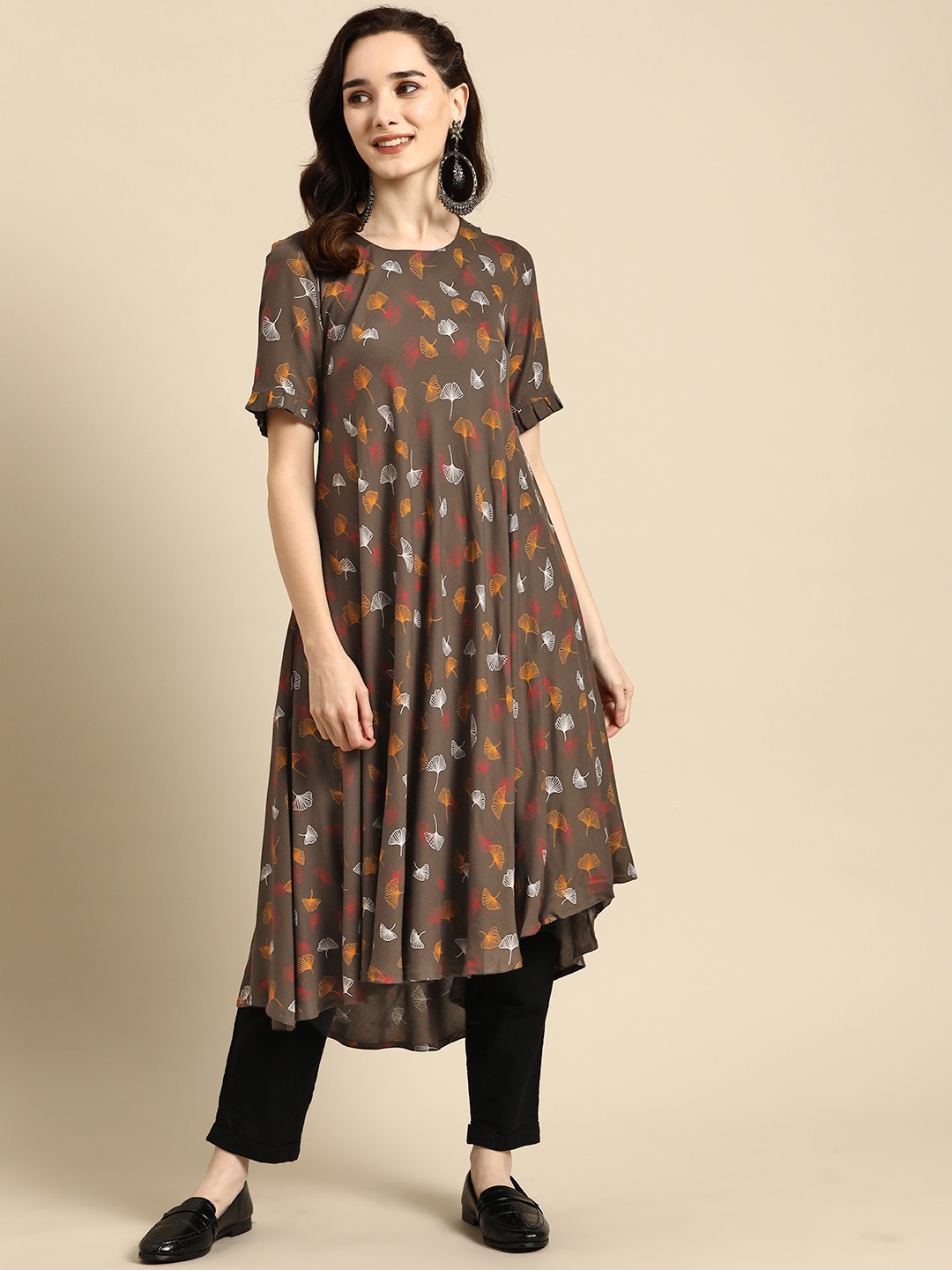 

Sangria Women Taupe & Yellow Printed Anarkali Kurta