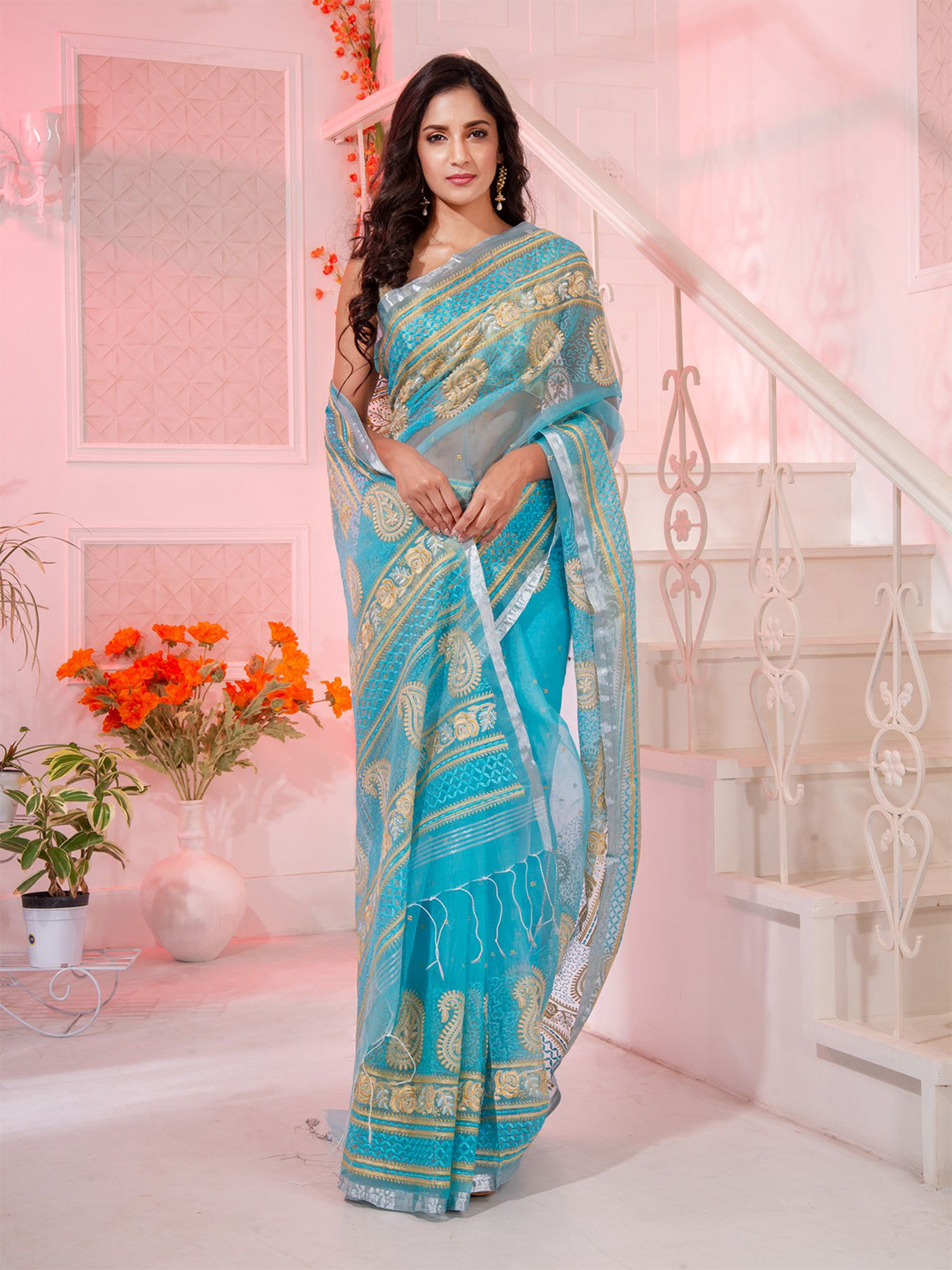

Charukriti Blue & Gold-Toned Ethnic Motifs Pure Silk Saree