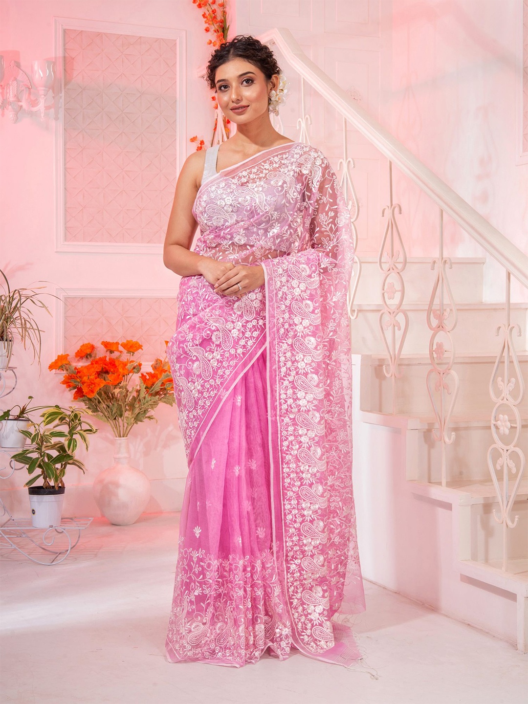 

Charukriti Pink & White Woven Design Pure Silk Saree