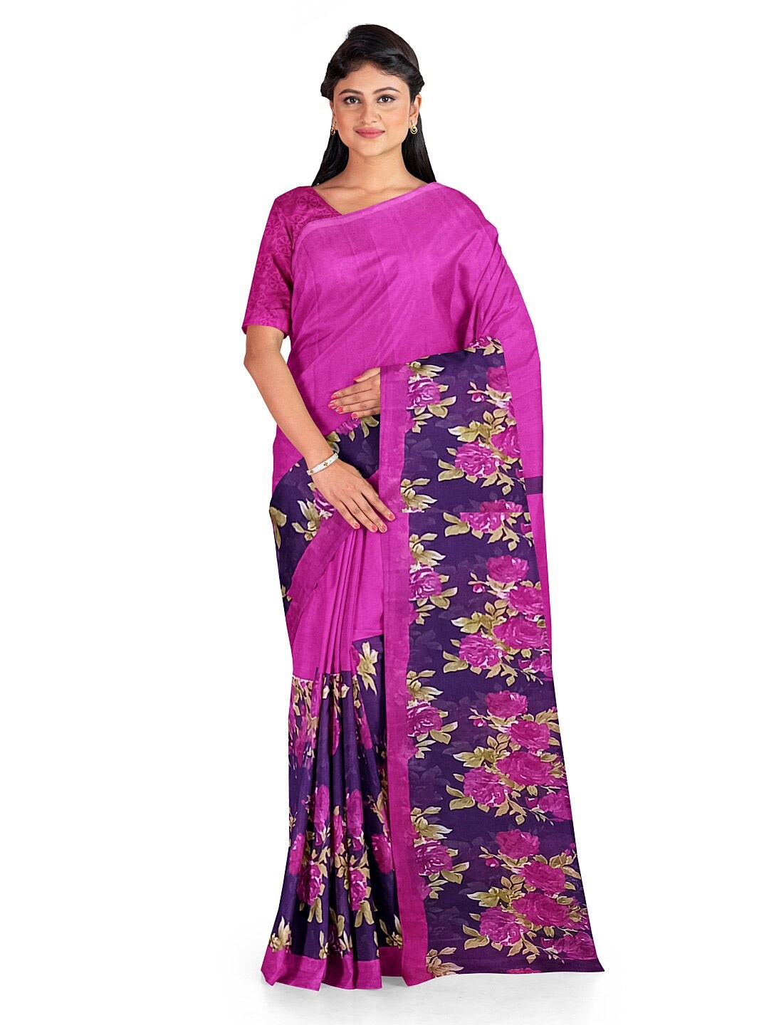

SAADHVI Pink & Navy Blue Floral Pure Georgette Fusion Dharmavaram Saree
