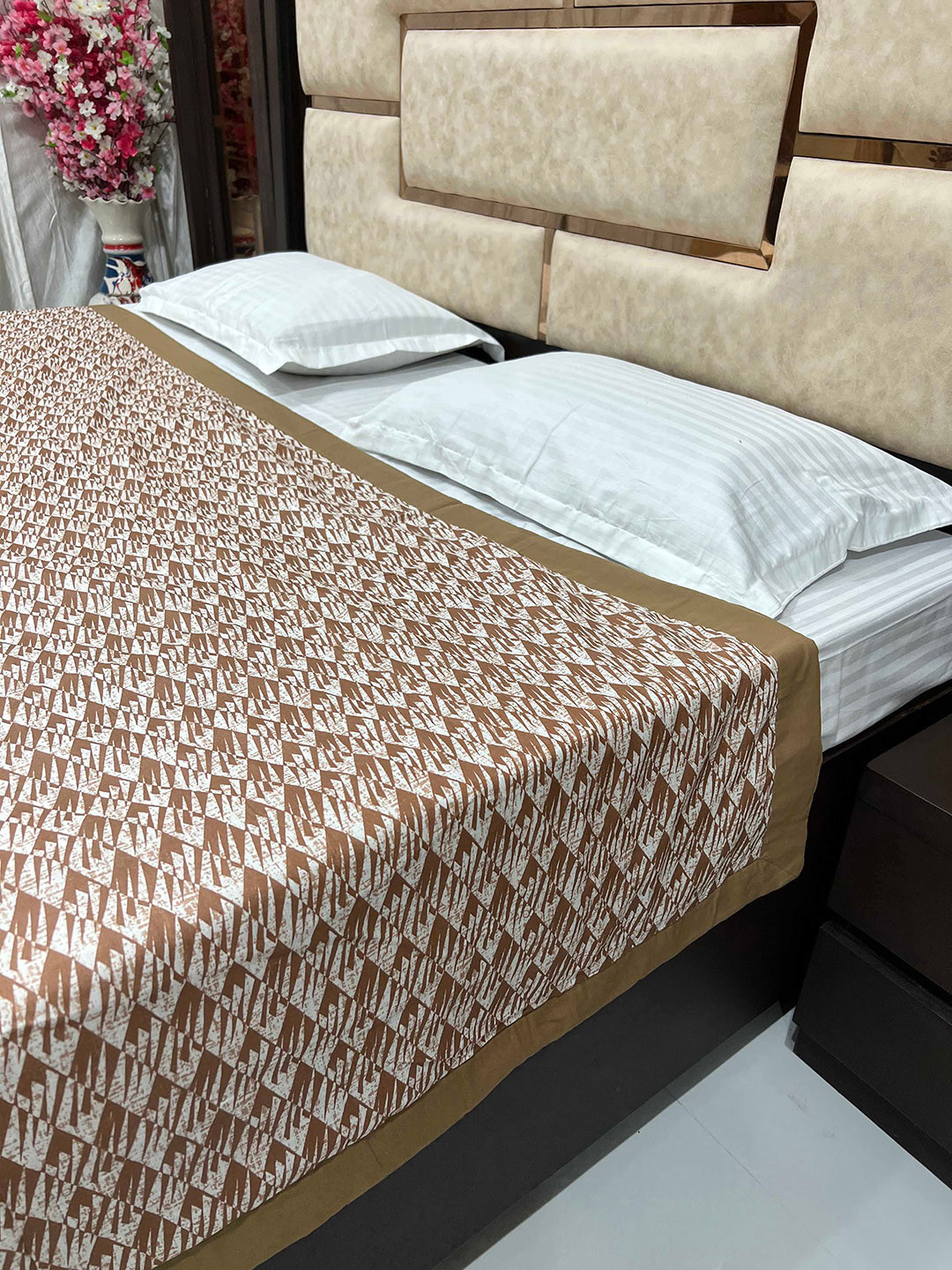 

Pure Decor Brown & White AC Room 300 GSM Double Bed Dohar