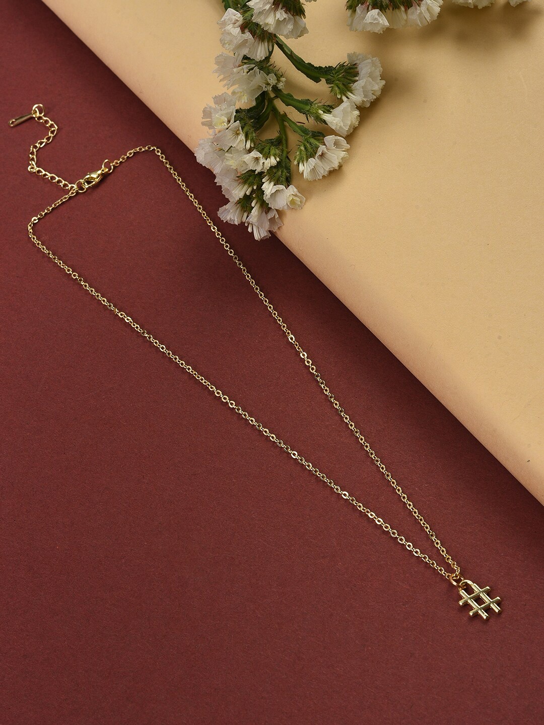

SOHI Gold-Plated Chain