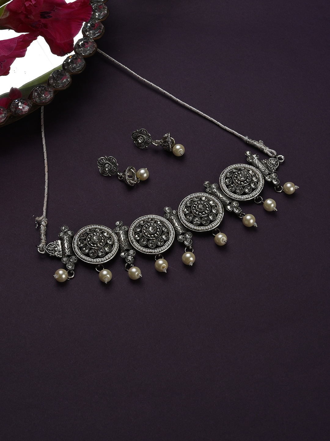 

SOHI Silver-Plated White Pearl Studded Chain Jewellery Set