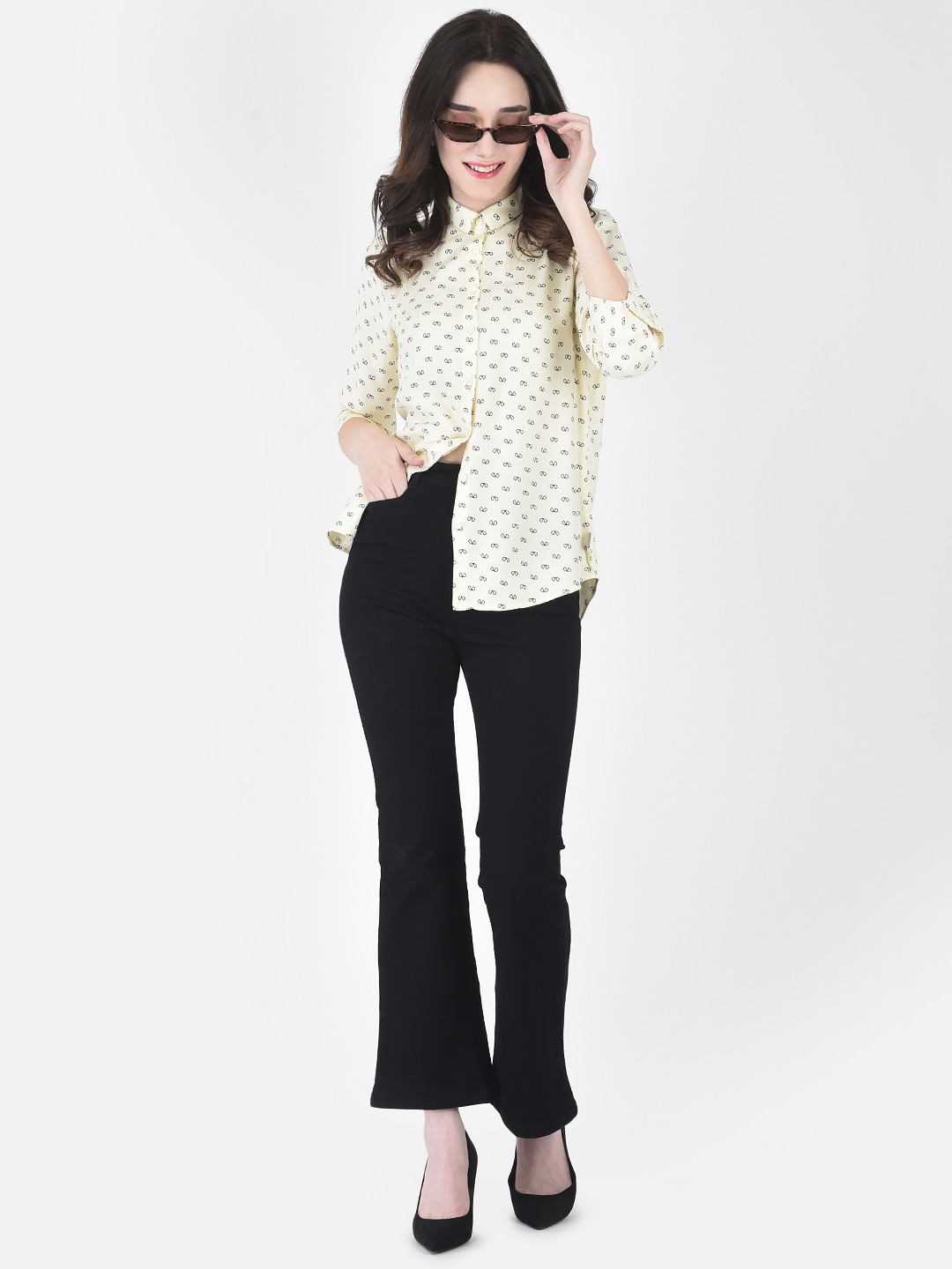 

Crimsoune Club Women Yellow Slim Fit Printed Casual Shirt