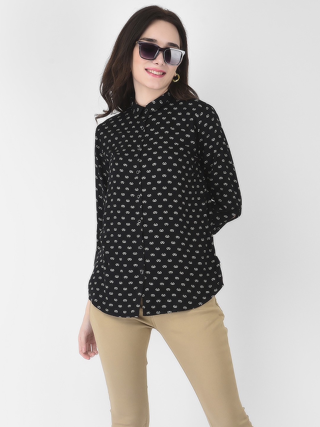

Crimsoune Club Women Black Slim Fit Printed Casual Shirt