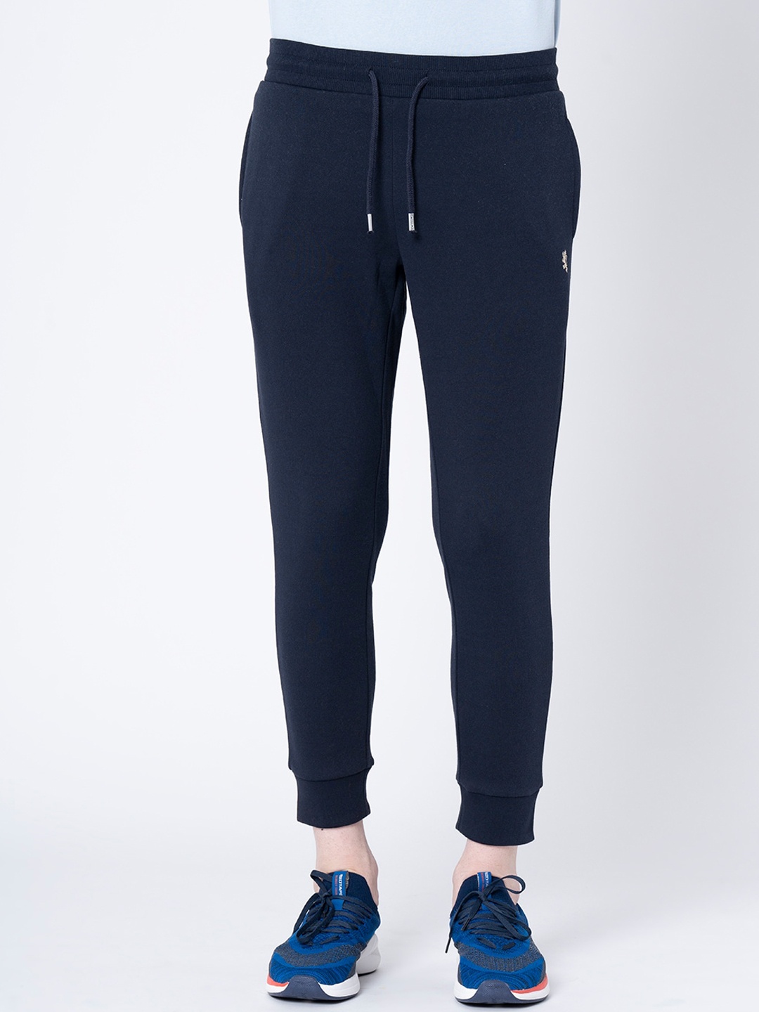 

Red Tape Men Navy Blue Solid Joggers