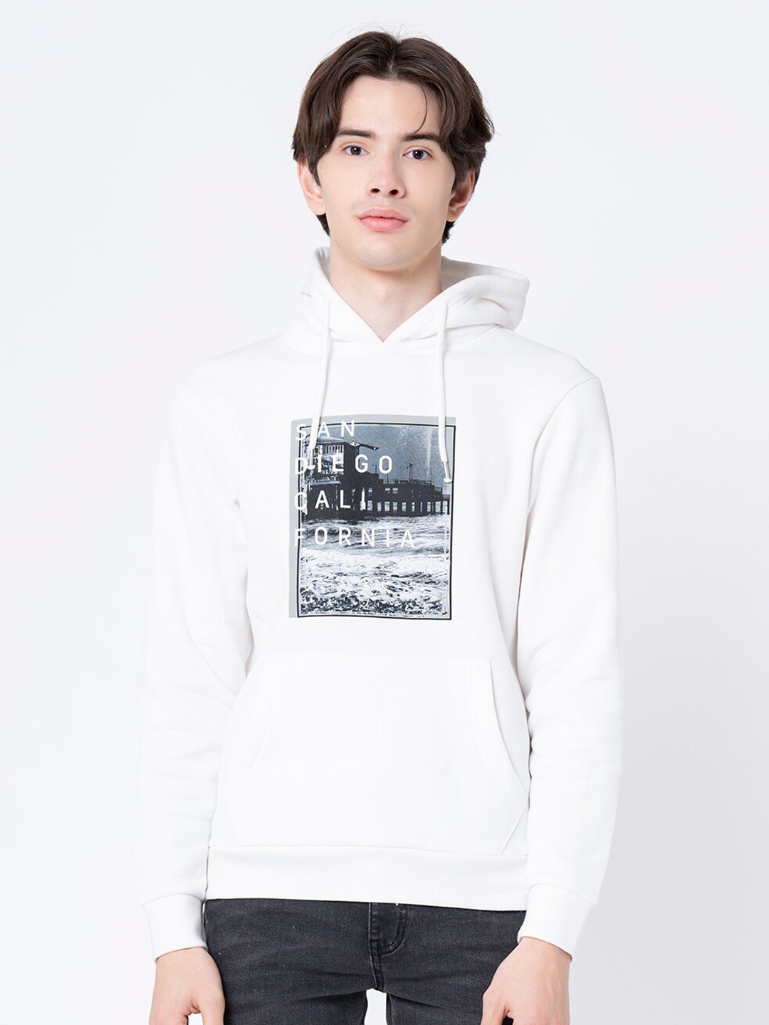 

Red Tape Men Off White Printed Hooded Sweatshirt