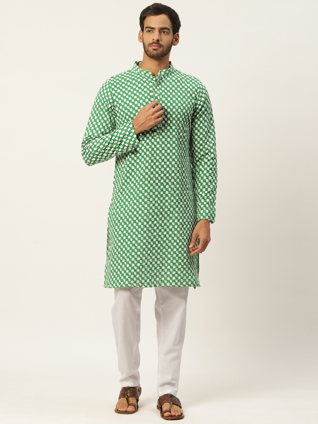 

Molly & Michel Men Green Ethnic Motifs Embroidered Pure Cotton Kurta with Pyjamas