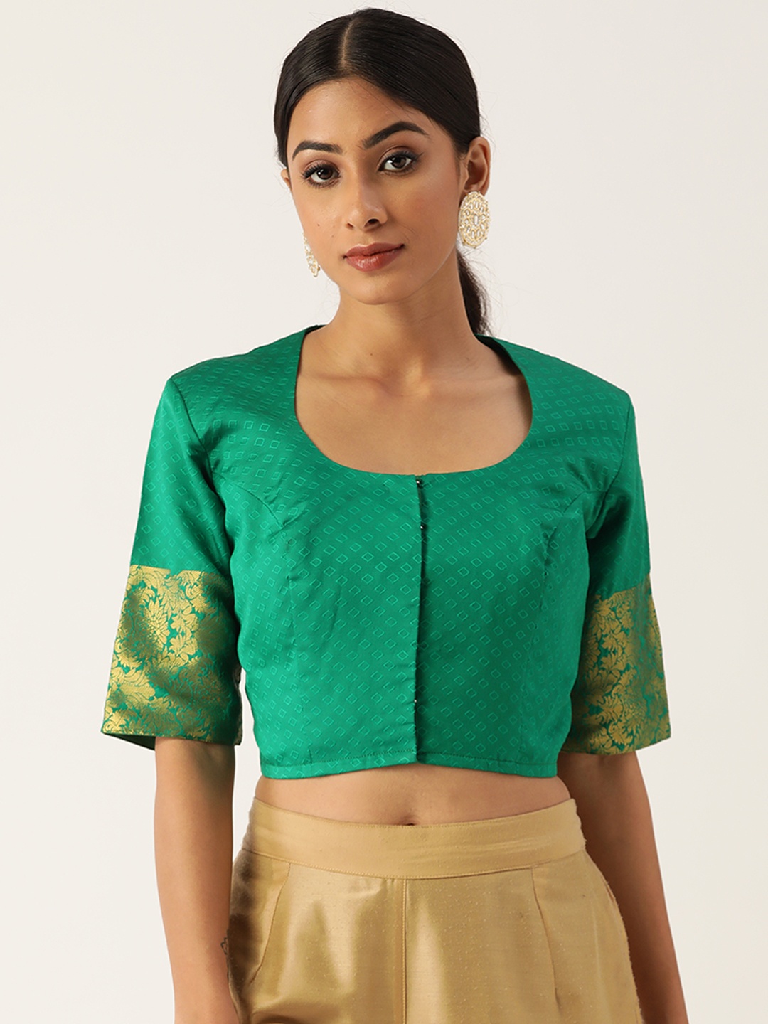 

Studio Shringaar Women Green & Golden Self Design Brocade Saree Blouse