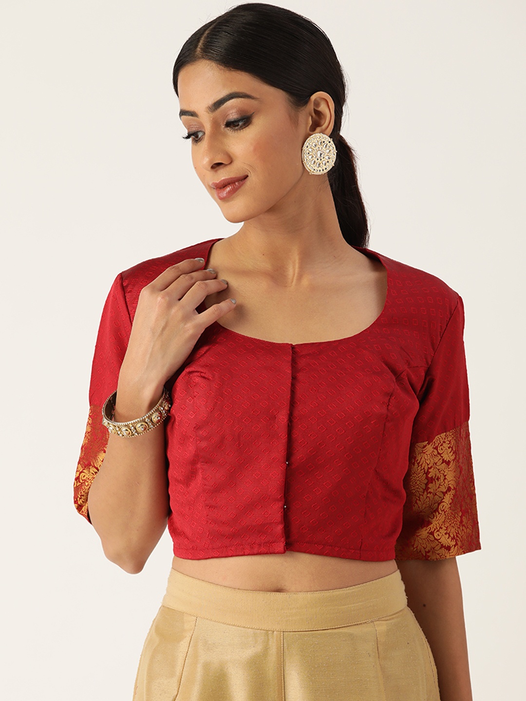 

Studio Shringaar Women Red & Golden Self Design Saree Blouse