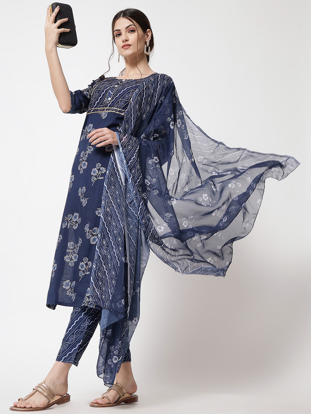 

VredeVogel Women Blue Printed Empire Kurta with Trousers With Dupatta