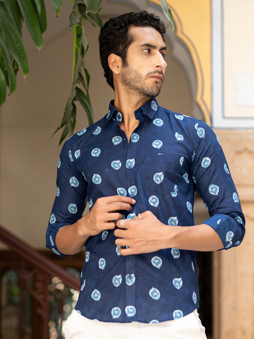 

Tistabene Men Blue Comfort Printed Casual Shirt