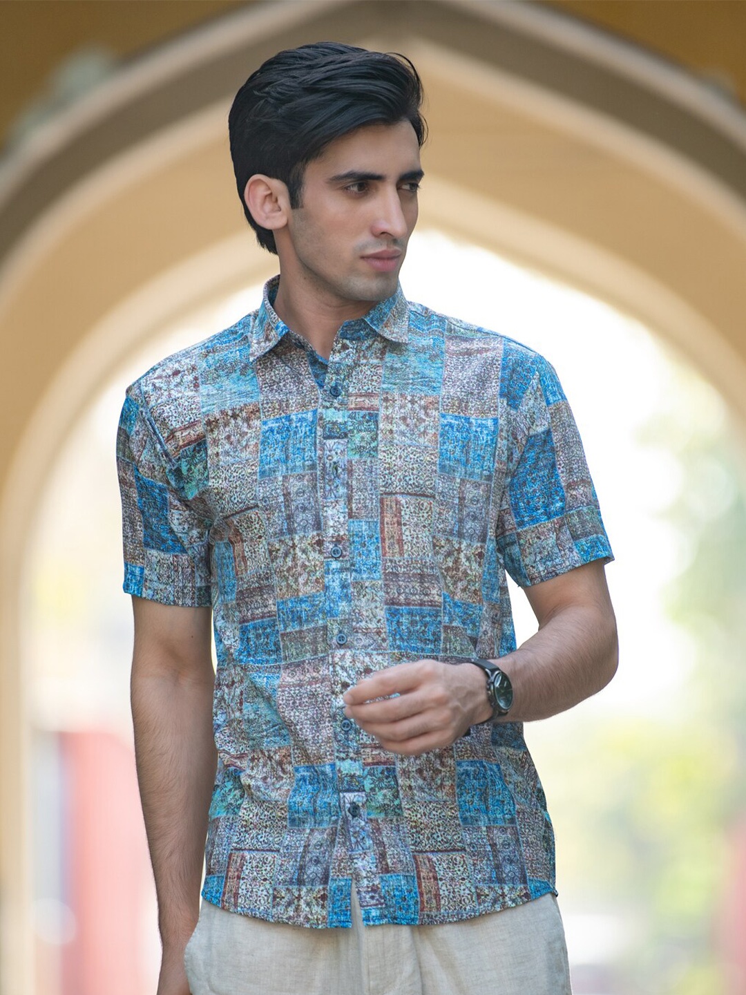 

Tistabene Men Blue Comfort Printed Casual Shirt