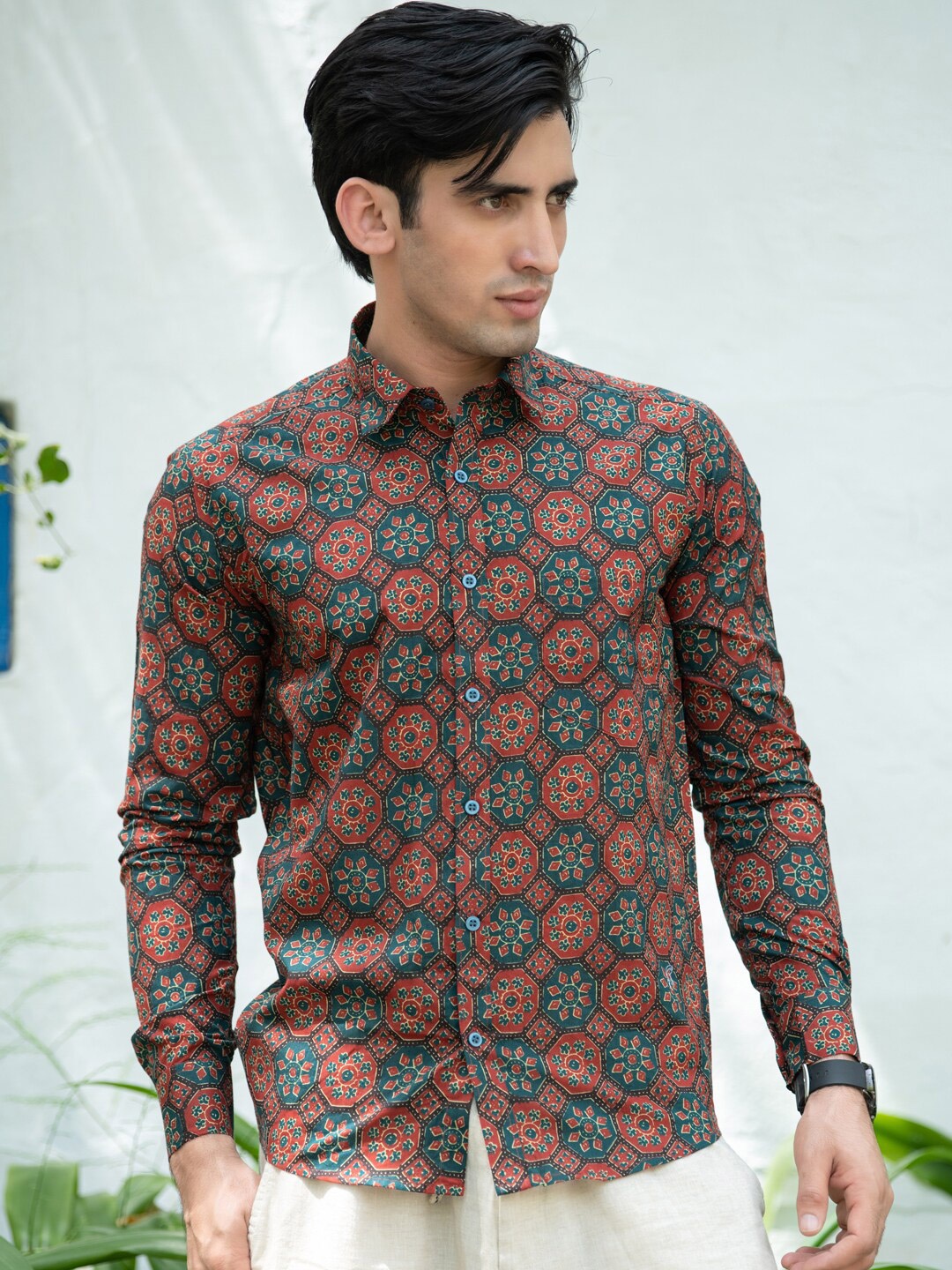 

Tistabene Men Red Comfort Printed Casual Shirt