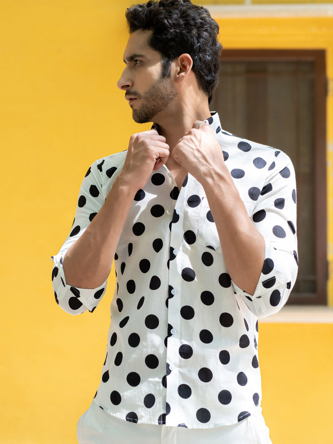 

Tistabene Men White Comfort Printed Casual Shirt