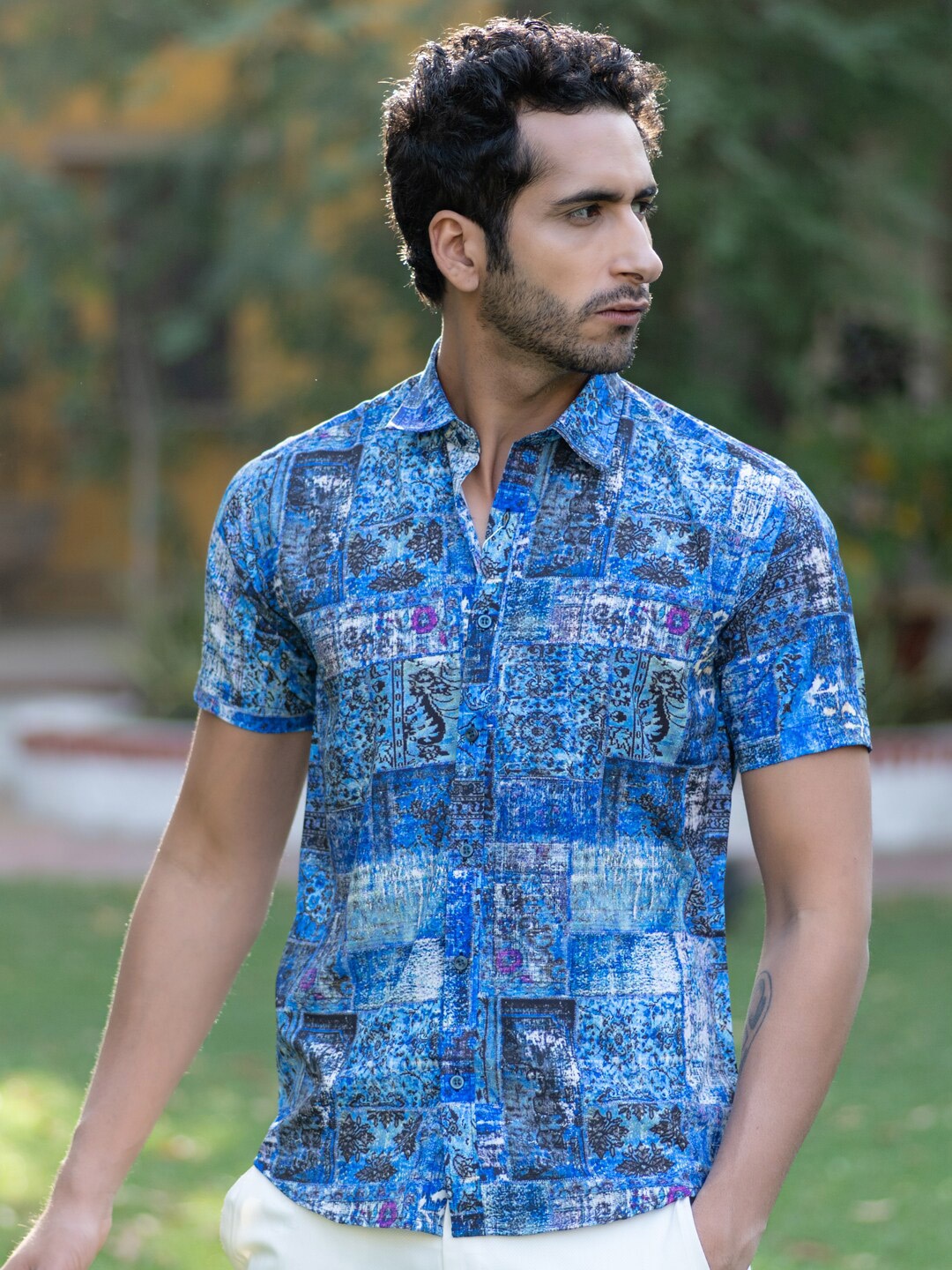 

Tistabene Men Blue Comfort Printed Casual Shirt