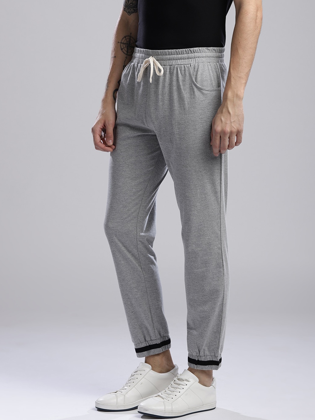 

Hubberholme Men Grey-Melange Solid Slim-Fit Joggers