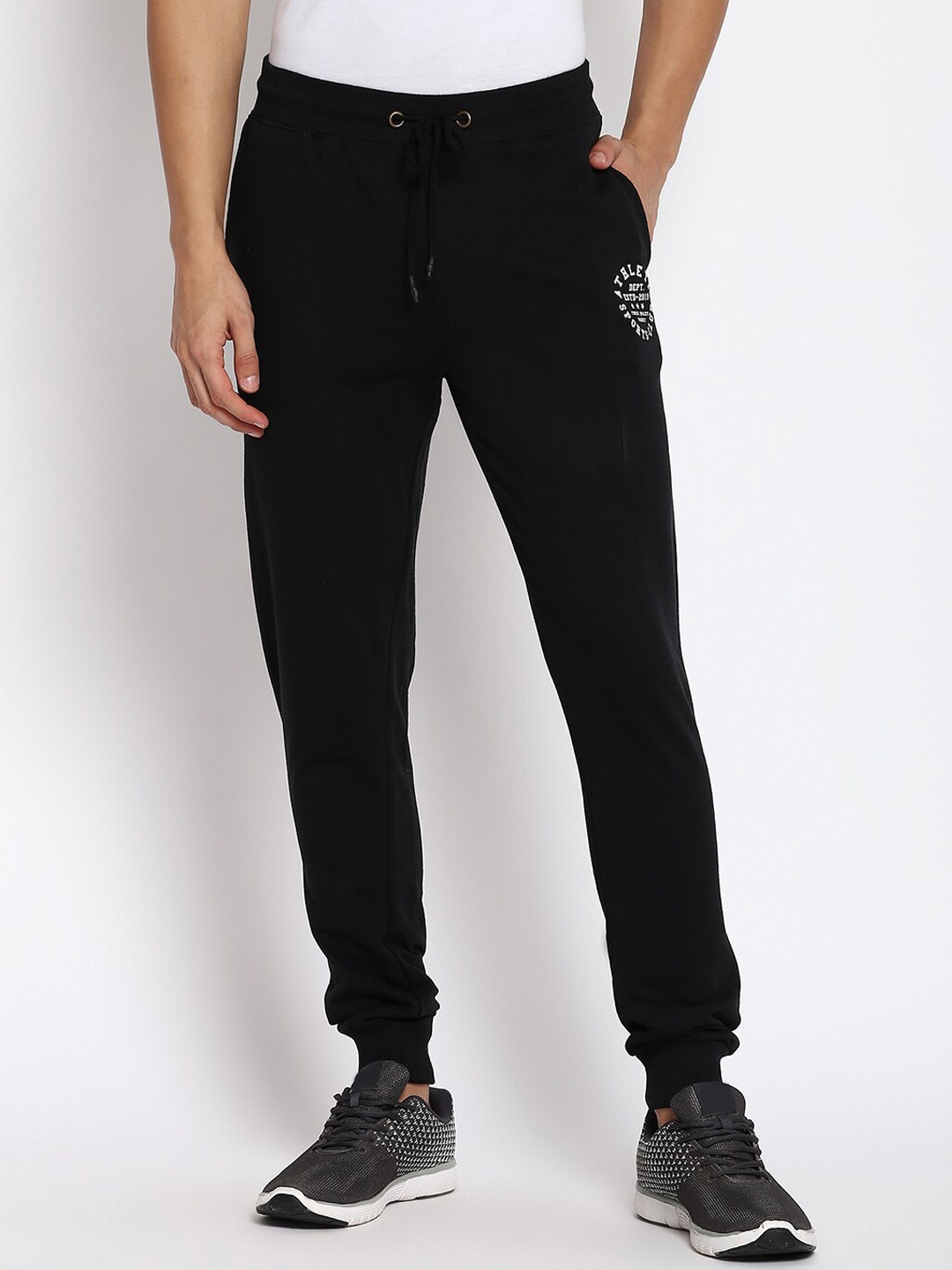

abof Men Black Regular Fit Joggers Trousers