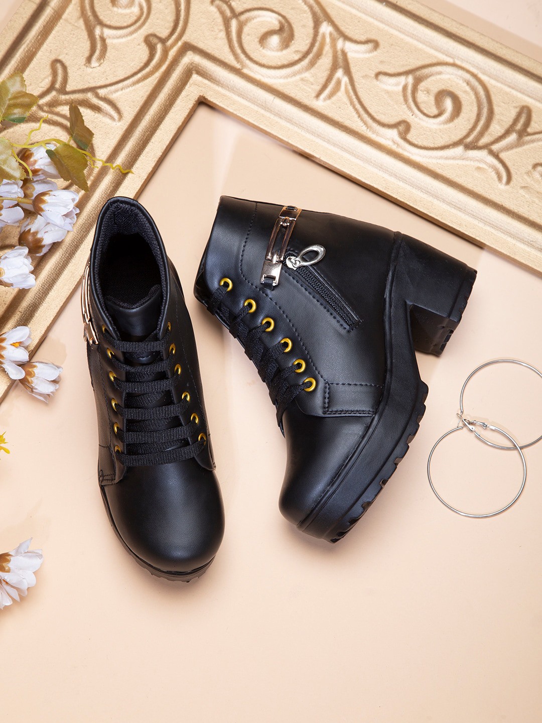 

Sneakers villa Women Synthetic Lace-Up villa Women Black Boat Shoes