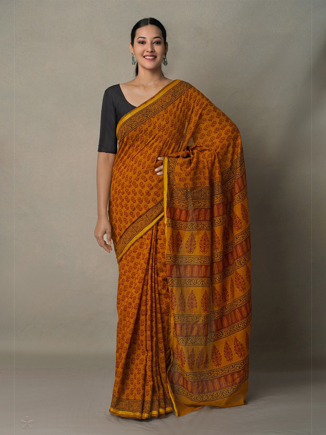 

Unnati Silks Orange & Black Bagh Zari Chanderi Saree