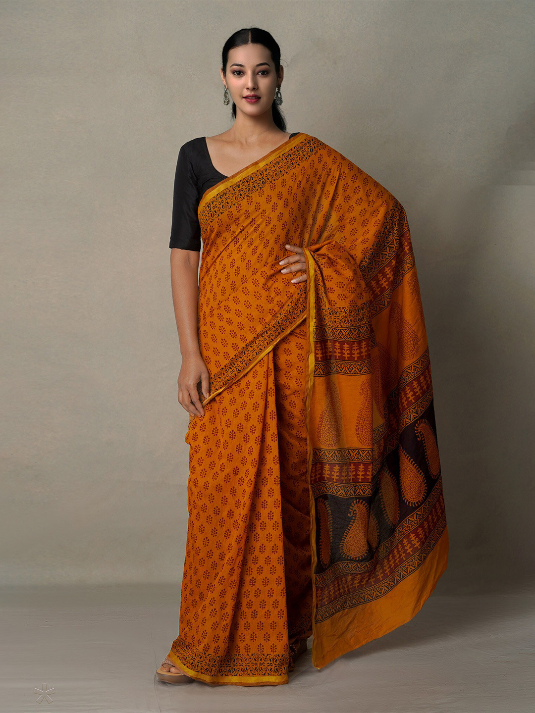 

Unnati Silks Orange & Black Bagh Zari Chanderi Saree