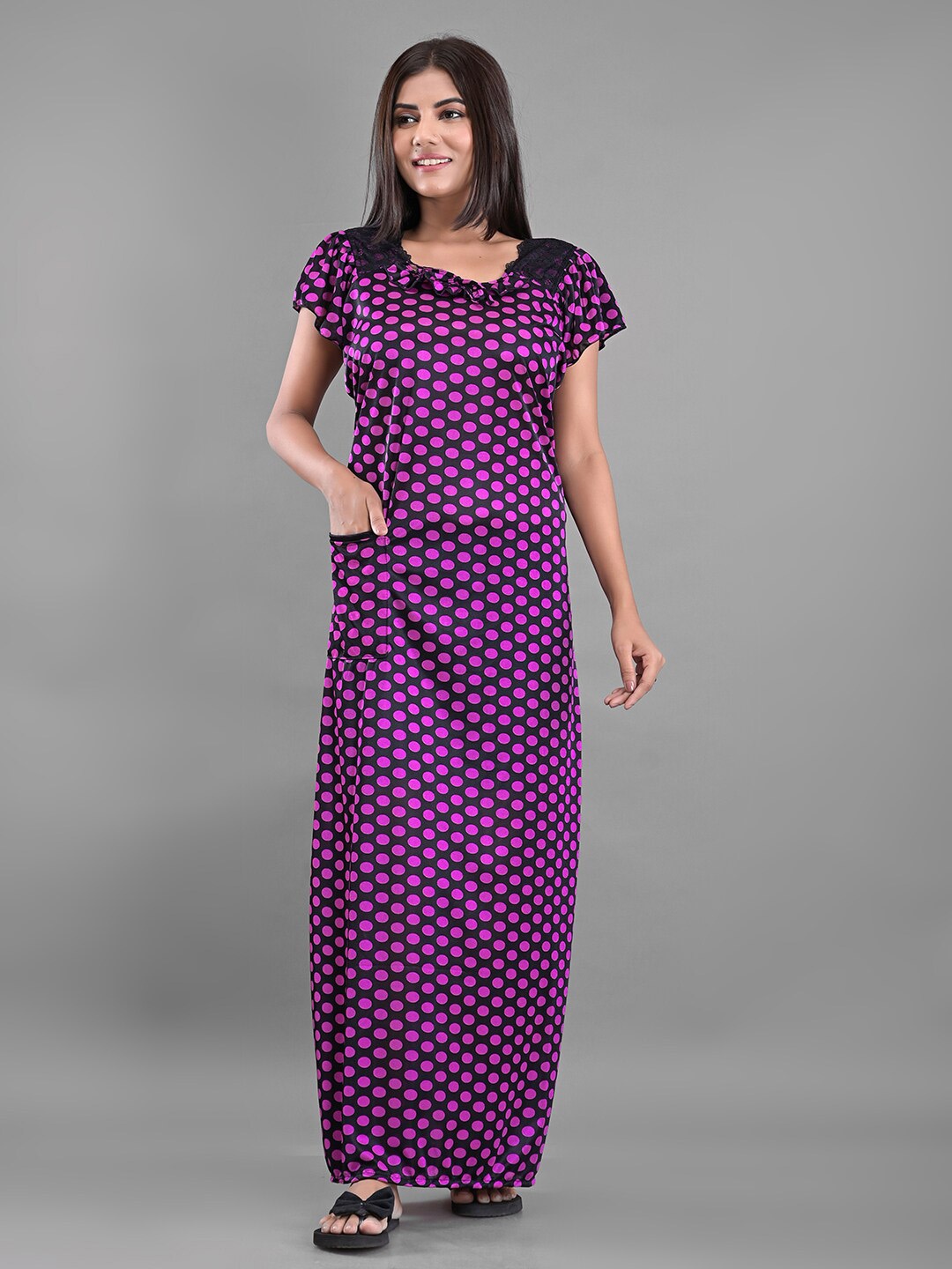 

Apratim Black Printed Satin Maxi Nightdress