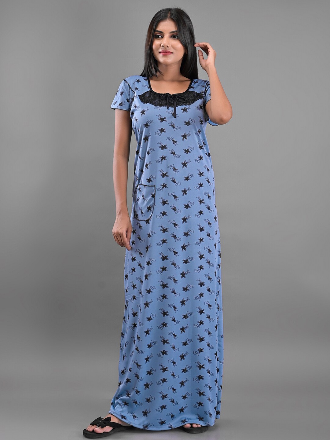 

Apratim Blue Printed Maxi Nightdress