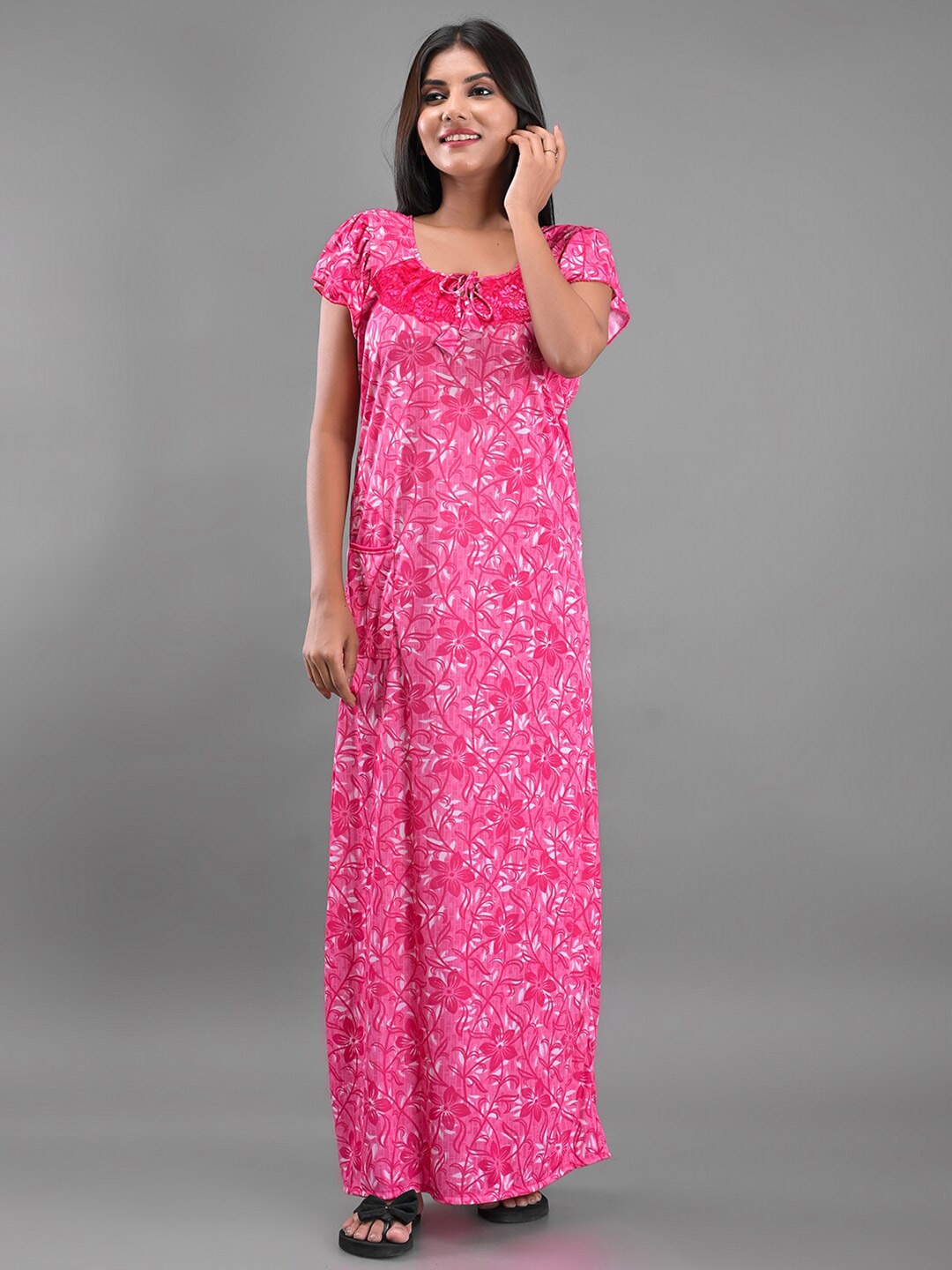

Apratim Pink Printed Maxi Nightdress