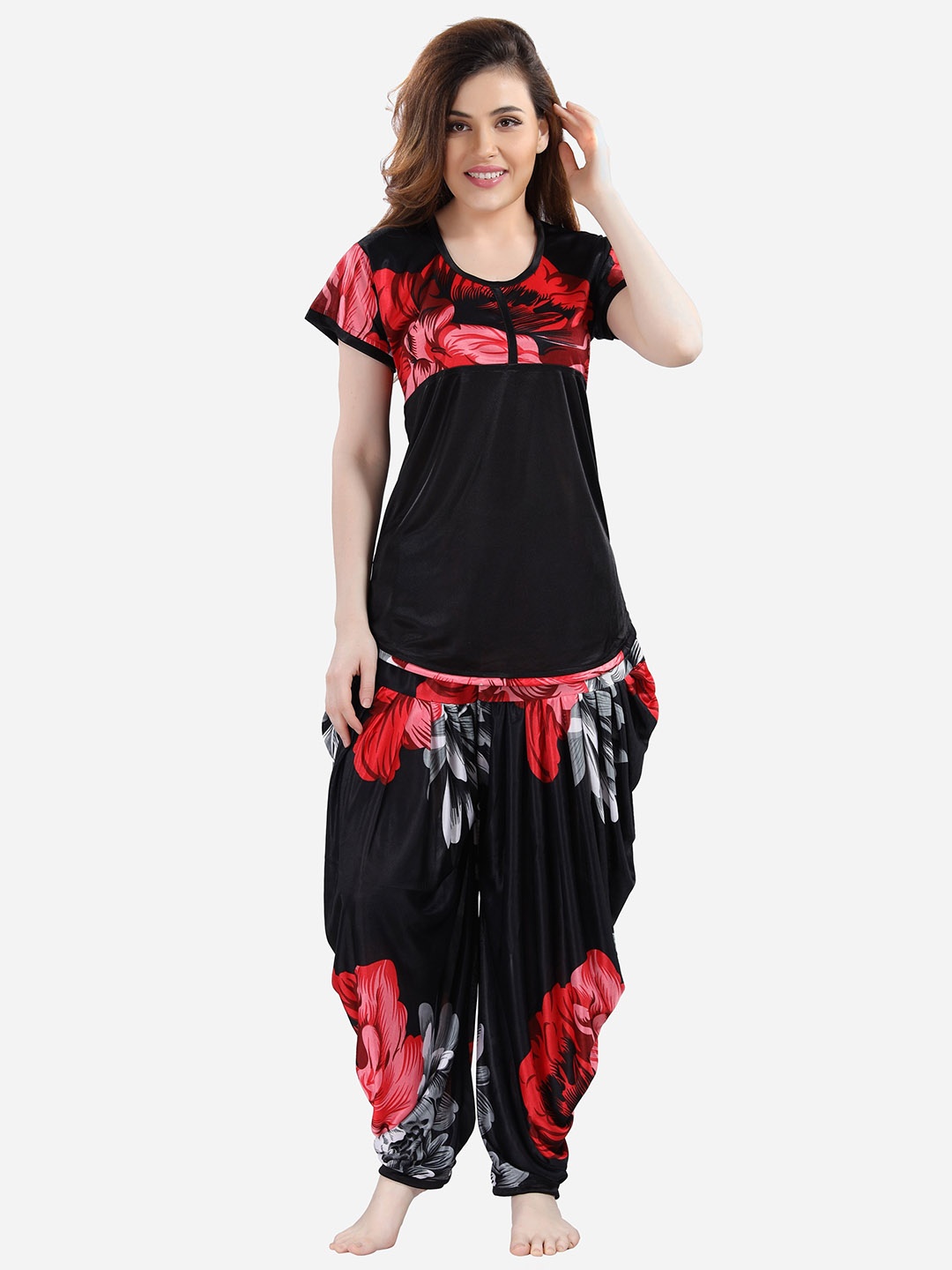 

Romaisa Women Red & Black Printed Night suit