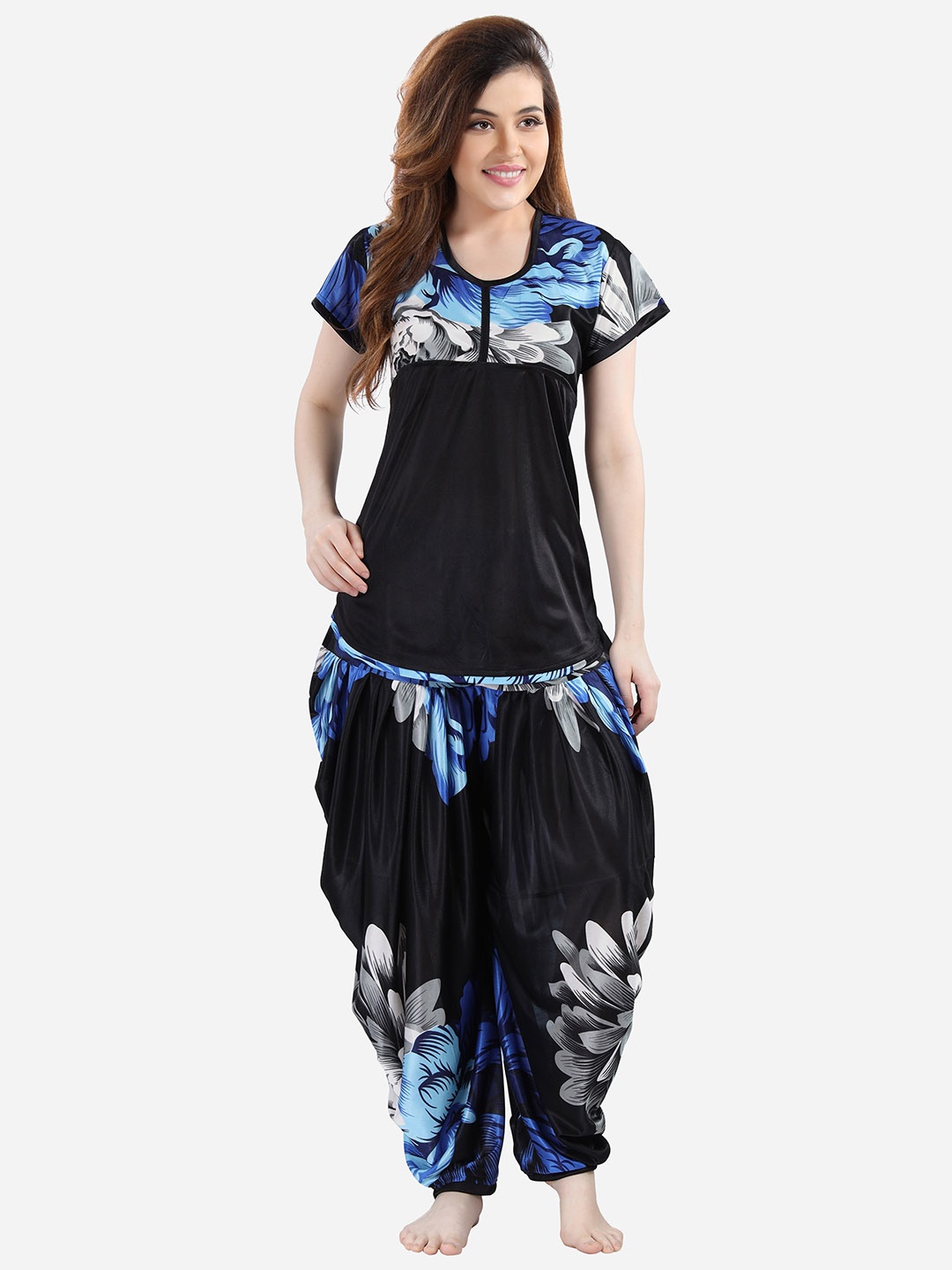 

Romaisa Women Blue & White Printed Night suit