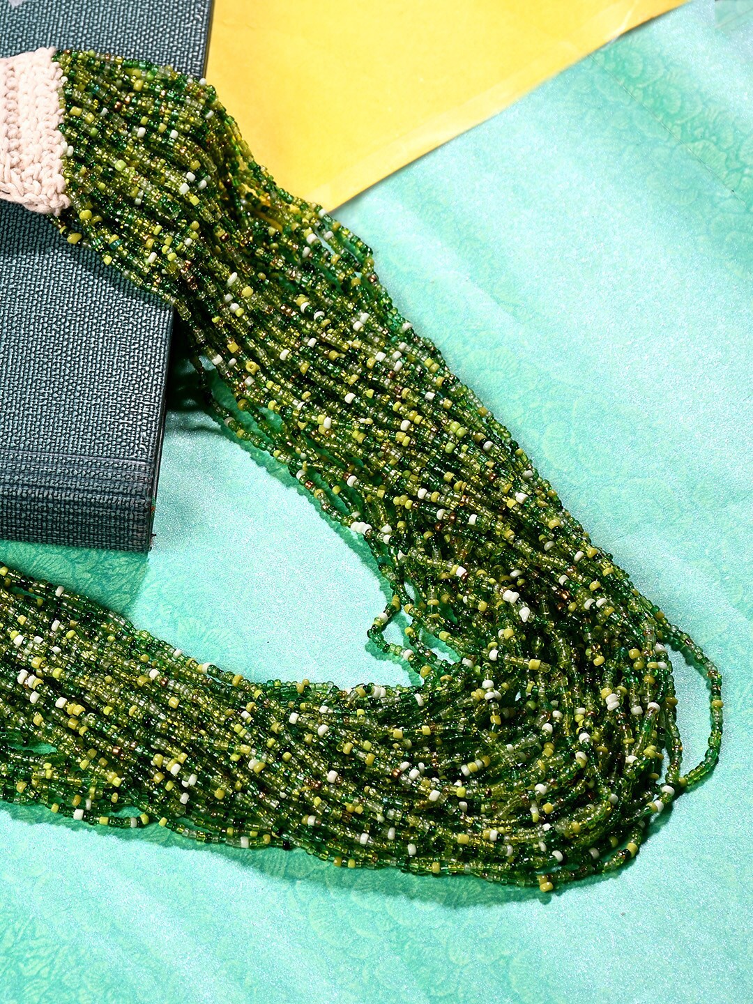 

Bamboo Tree Jewels Green & Cream-Coloured Handcrafted Necklace