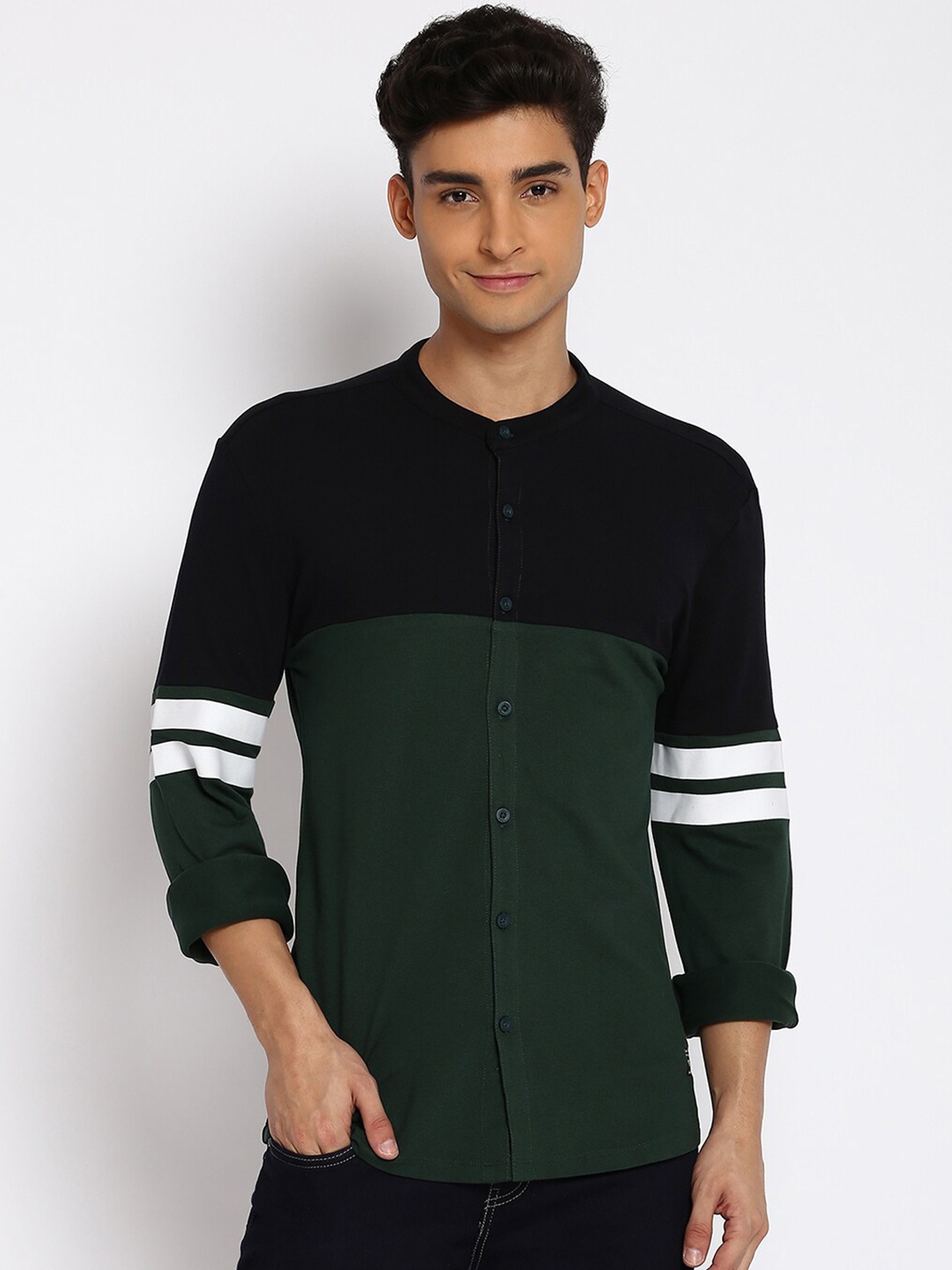 

abof Men Green Slim Fit Colourblocked Casual Shirt