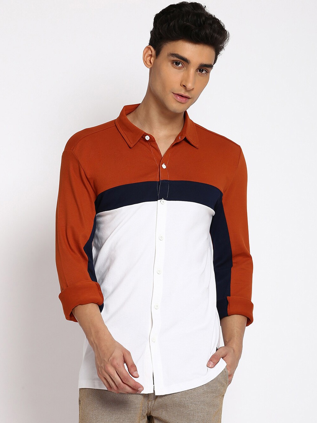 

abof Men White Slim Fit Colourblocked Casual Shirt