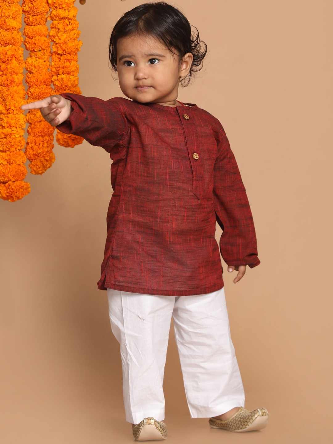 

VASTRAMAY Boys Maroon Pure Cotton Kurta with Pants