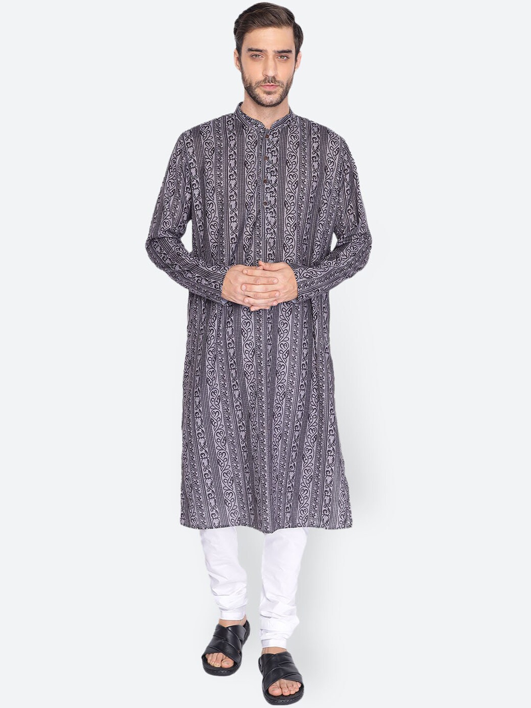 

NAMASKAR Men Grey Printed Cotton Kurta with Pyjamas