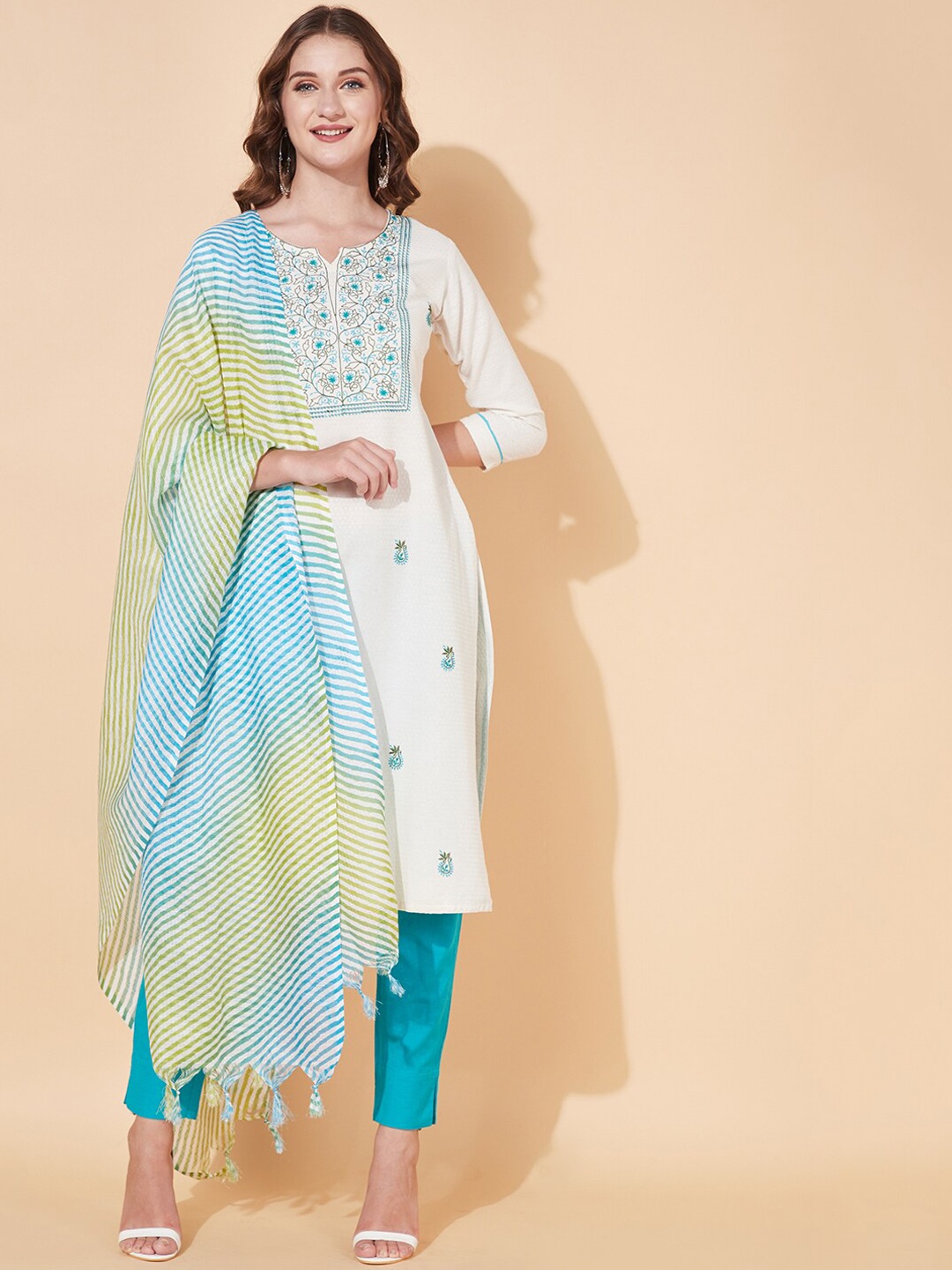 

FASHOR Women Off White Geometric Printed Cotton Kurta with Dupatta