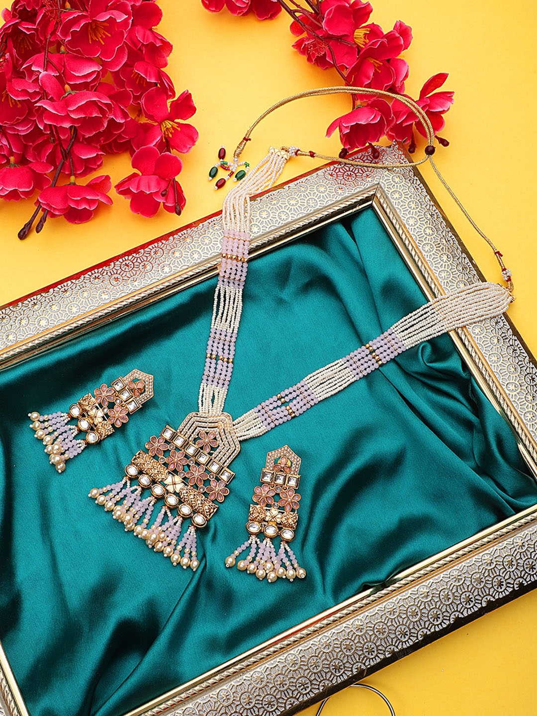 

STEORRA JEWELS Women Gold-Plated White & Pink Kundan-Studded Long Jewellery Set