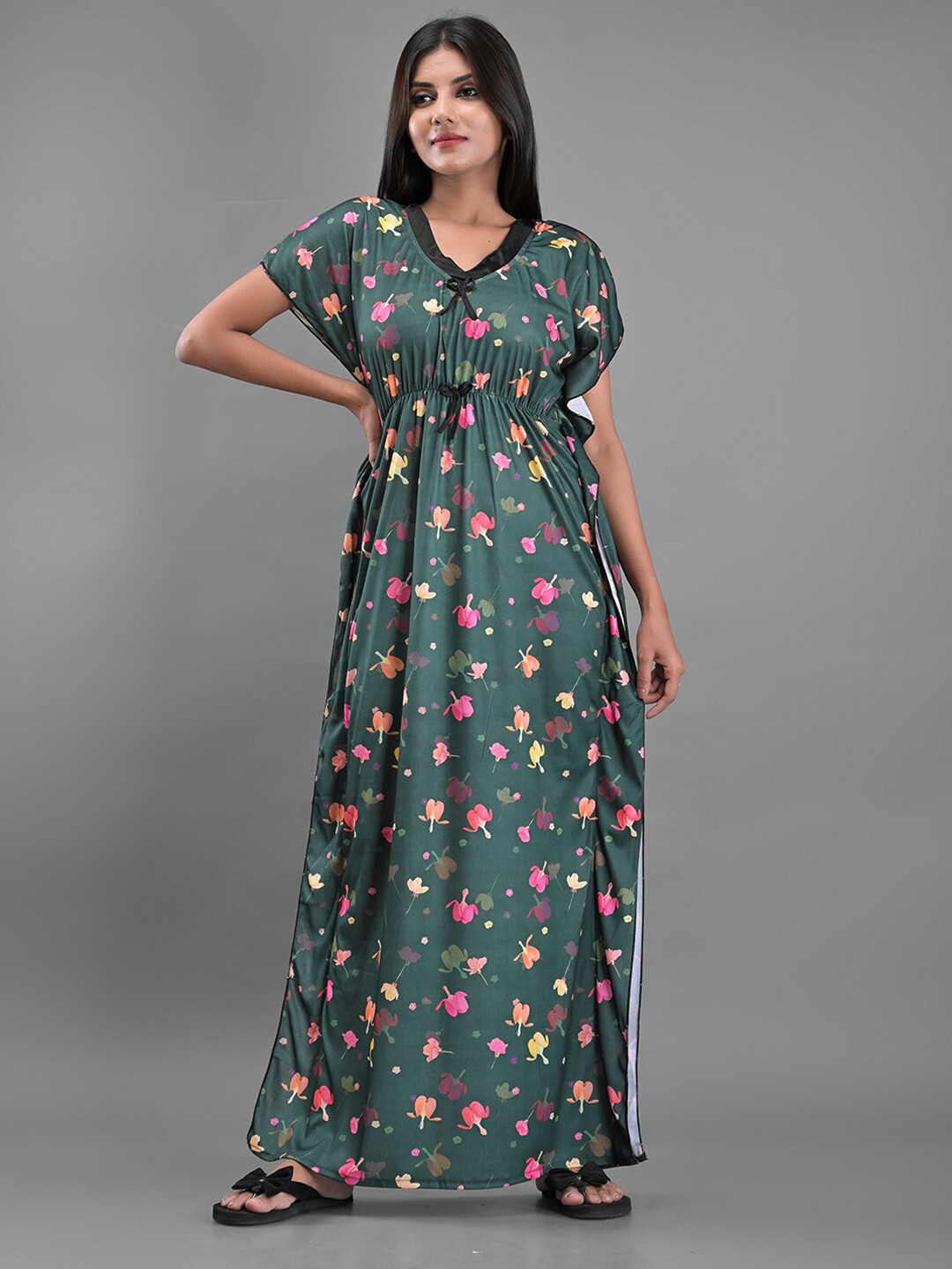 

Apratim Green Printed Maxi Nightdress