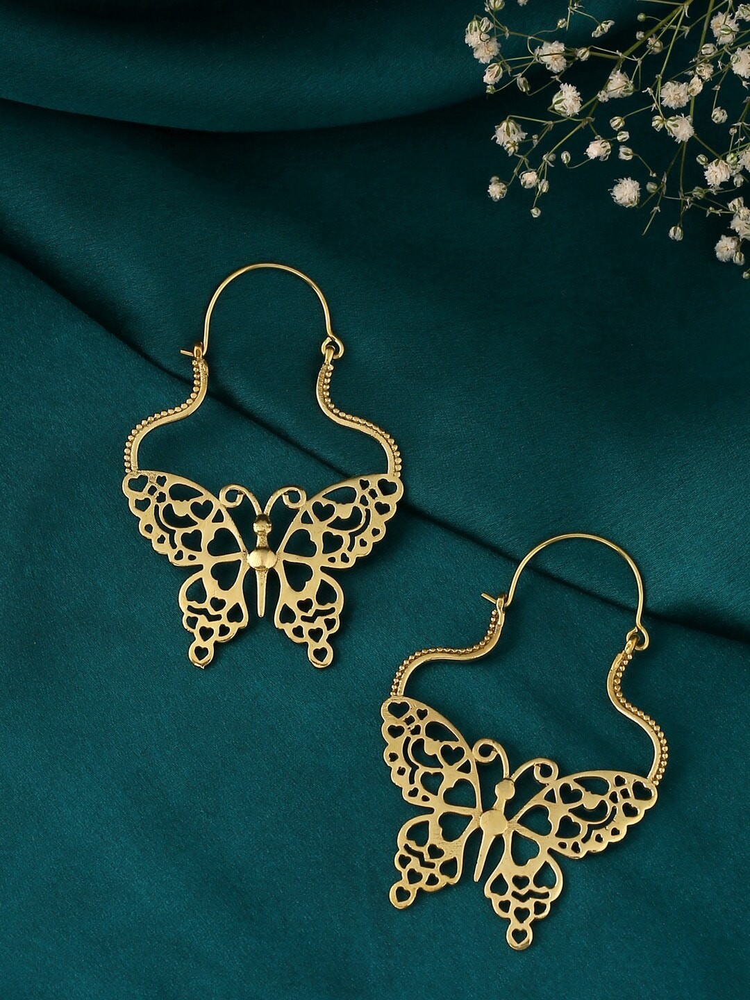 

kashwini Gold-Toned Contemporary Drop Earrings