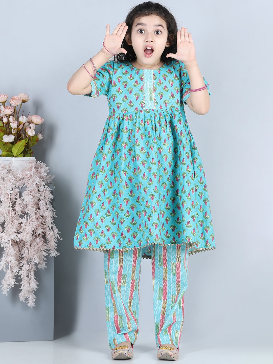 

ADIVA Girls Blue Floral Printed Empire Cotton Kurta with Palazzos