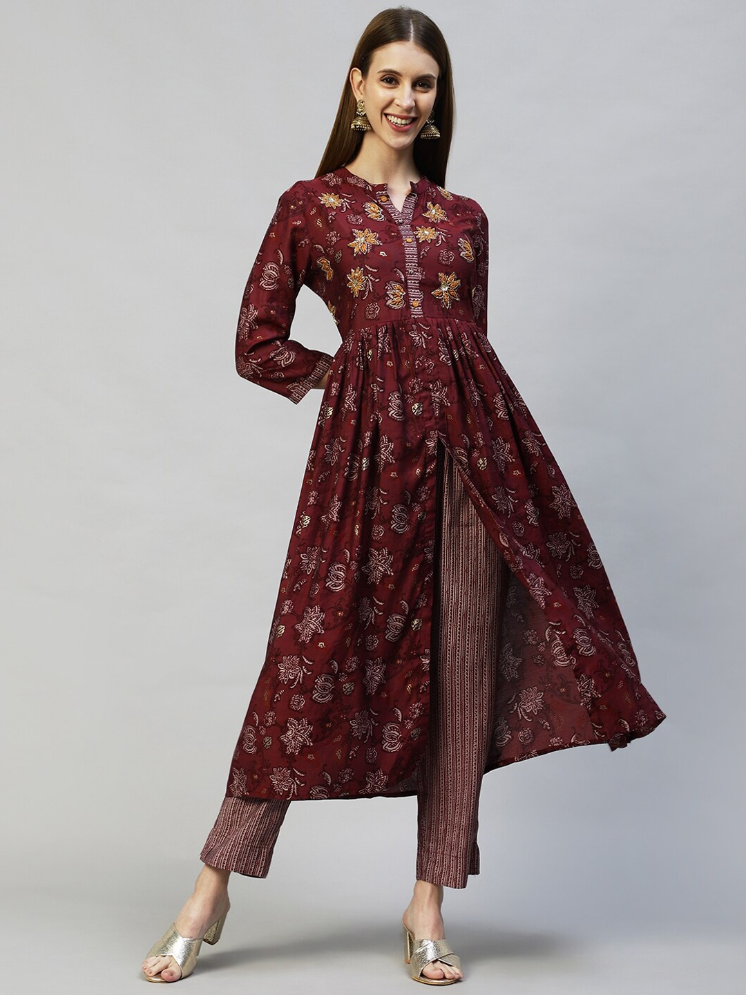

FASHOR Women Maroon Ethnic Motifs Printed Kurta with Trousers