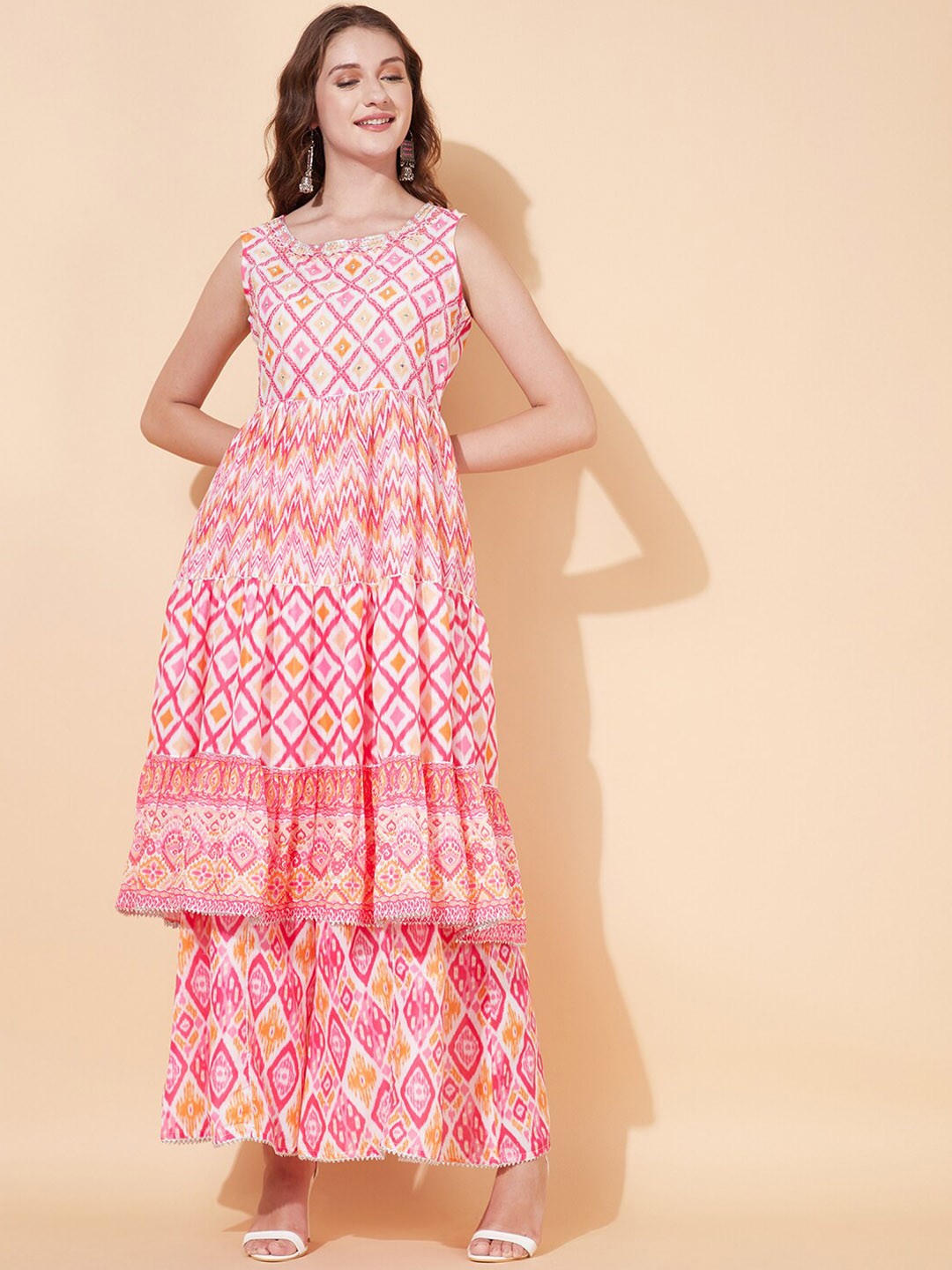 

FASHOR Women Multicoloured Floral Printed Panelled Sequinned Pure Cotton Kurta with Skirt, Multi