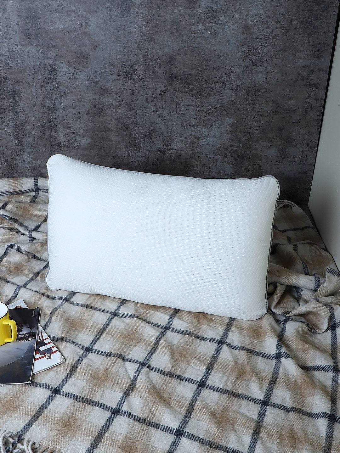 

MFD HOME FURNISHING White Solid Ultra-Soft Orthopedic Pillow