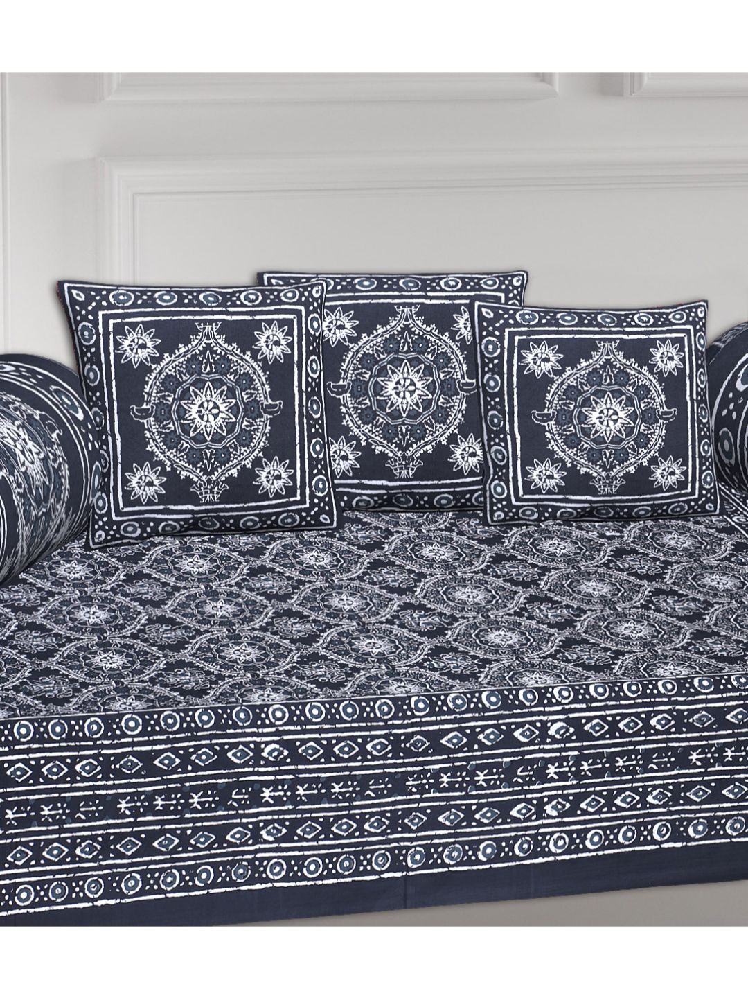 

INDHOME LIFE Set Of 6 Navy-Blue & White Jaipuri Printed Pure Cotton Diwan Set