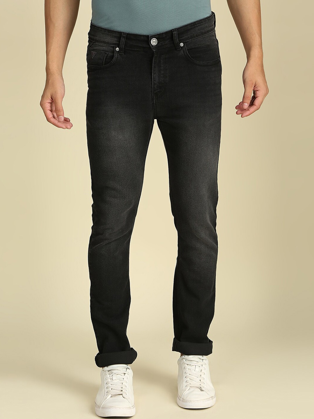 

High Star Men Black Slim Fit Light Fade Stretchable Jeans