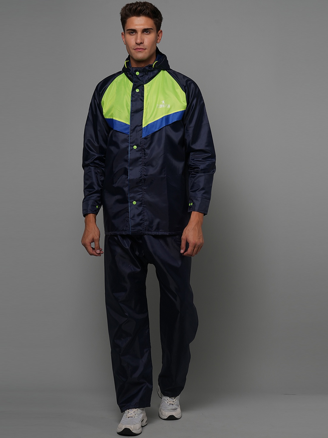 

THE CLOWNFISH Sky Pro Blue & Green Solid Rain Suit