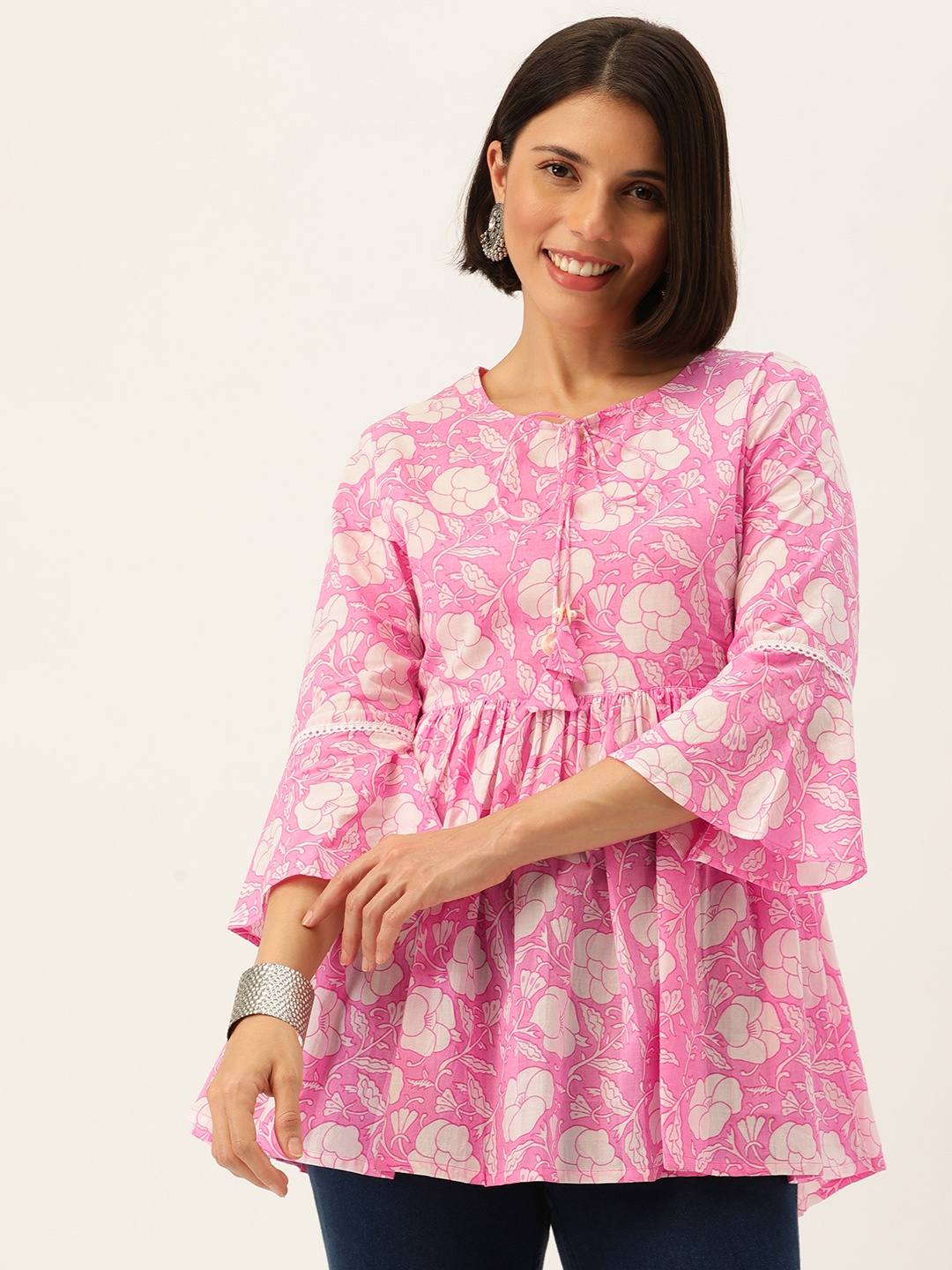 

FABRIC FITOOR Pink & White Floral Print Peplum Top