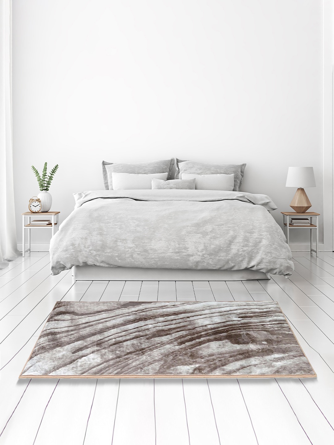 

Athome by Nilkamal Brown Abstract Printed Carpet